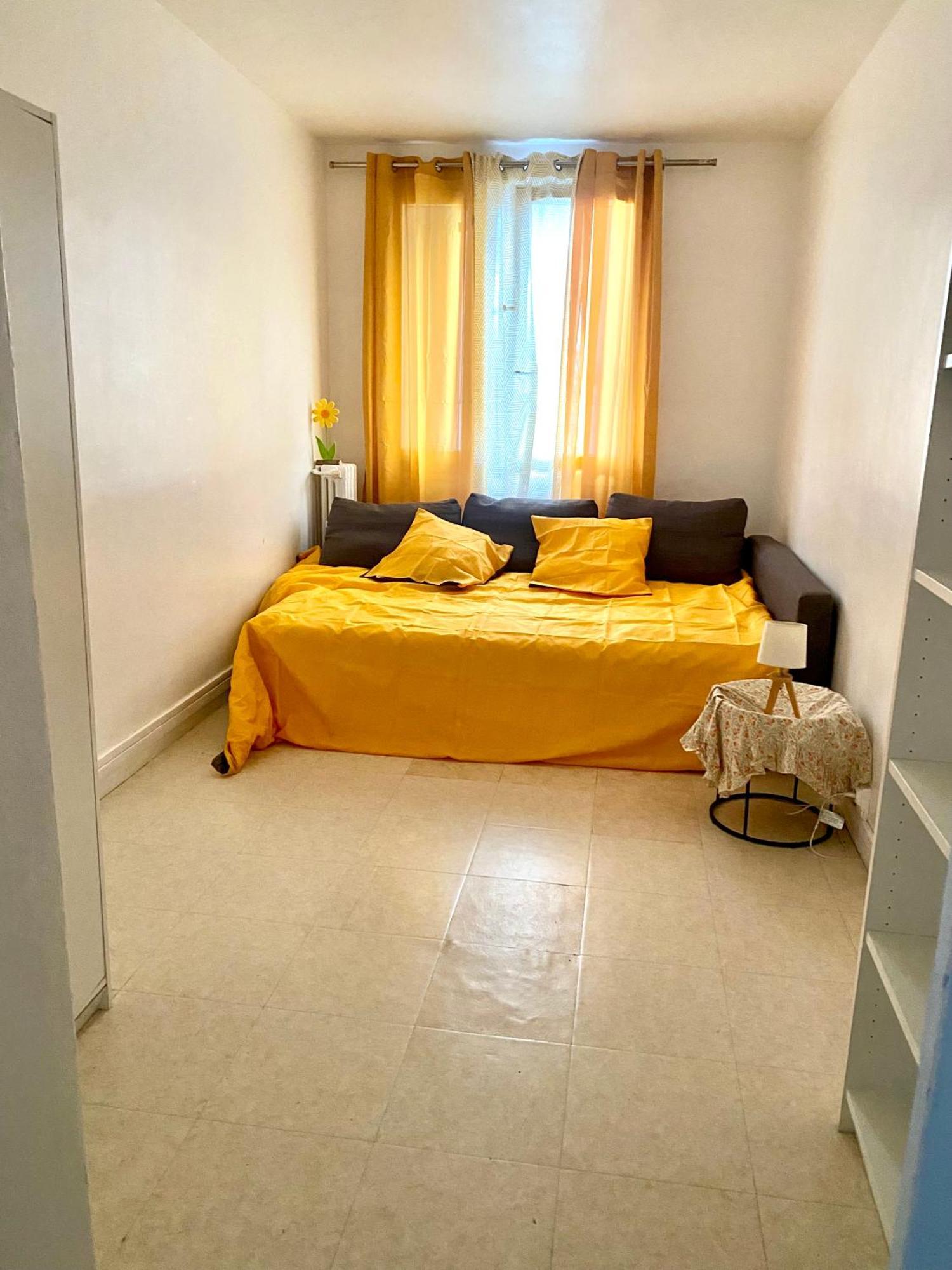 Appartement De 3 Chambres Ris-Orangis Exterior photo