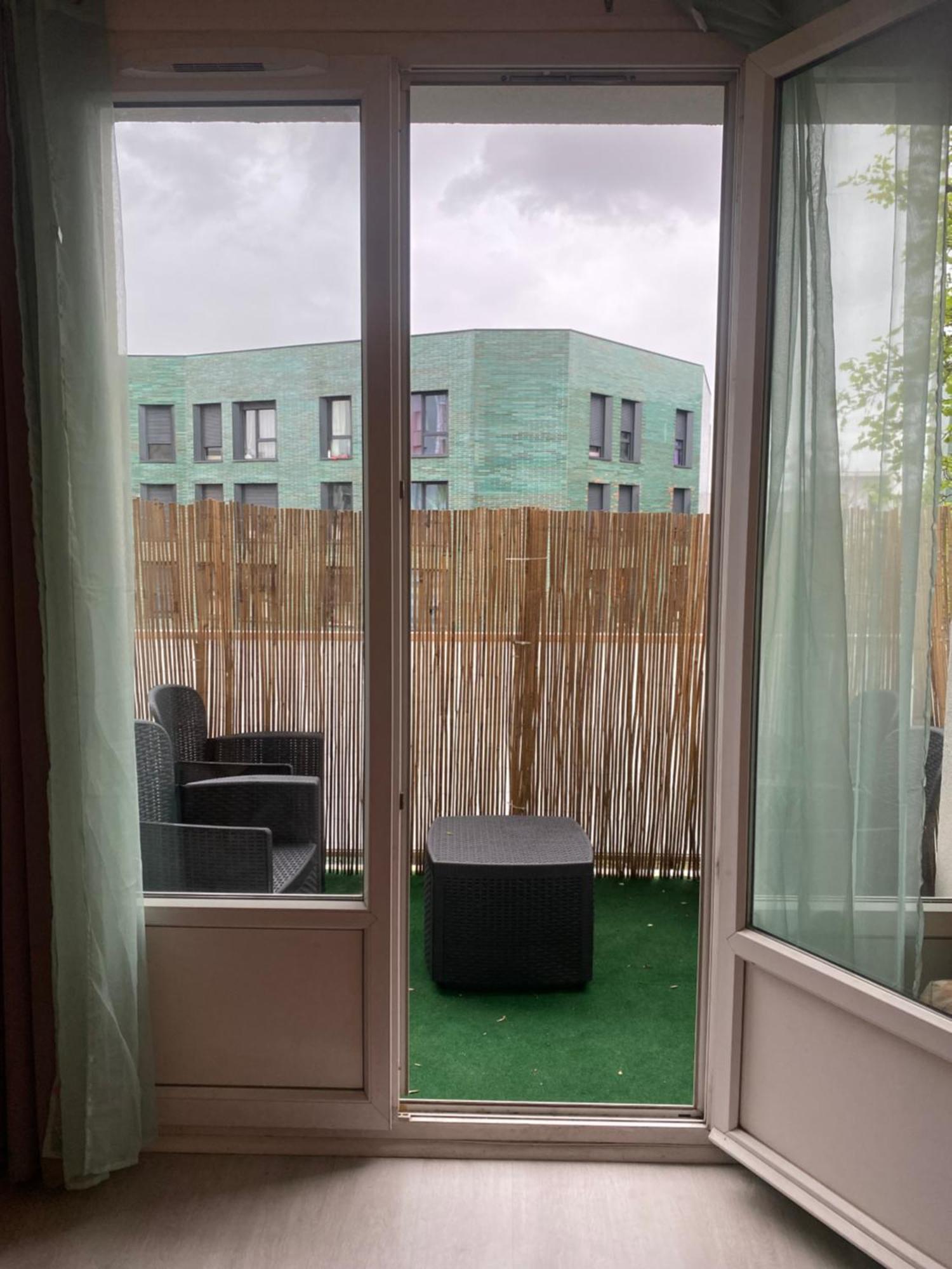 Appartement De 3 Chambres Ris-Orangis Exterior photo